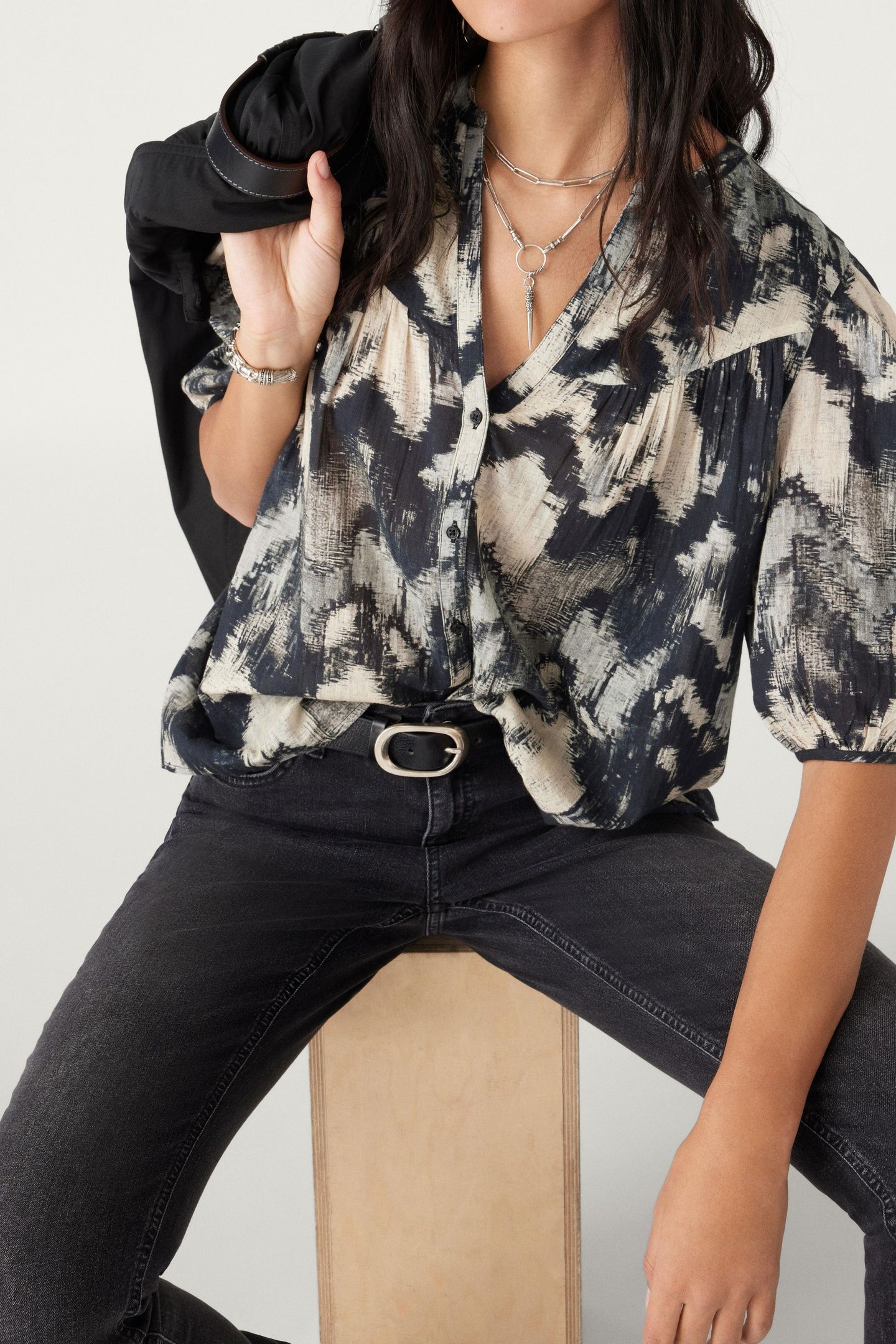 LONG SLEEVES BLOUSE BLACK 4