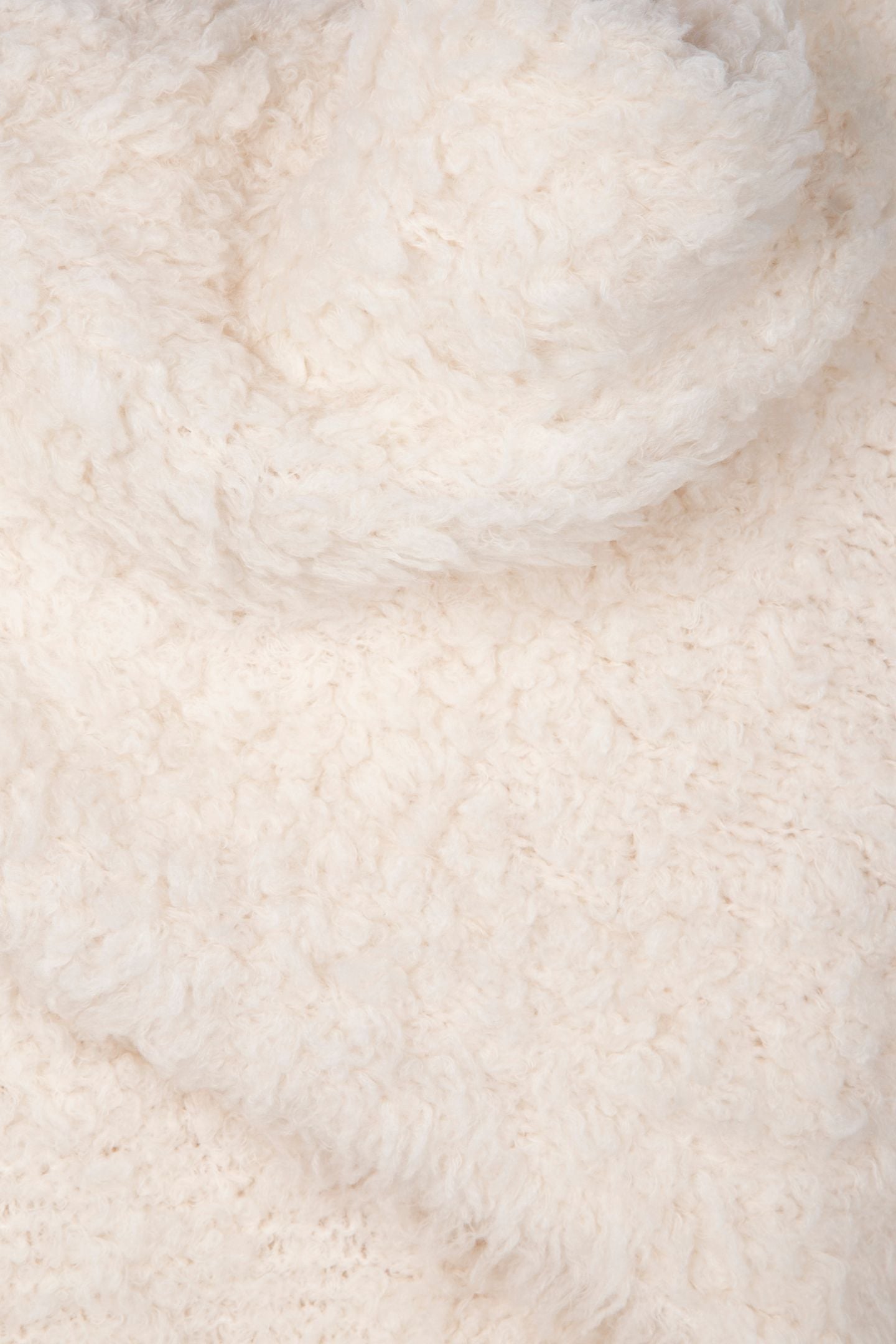 DAPHNE FLUFFY WOOL SCARF BEIGE 3