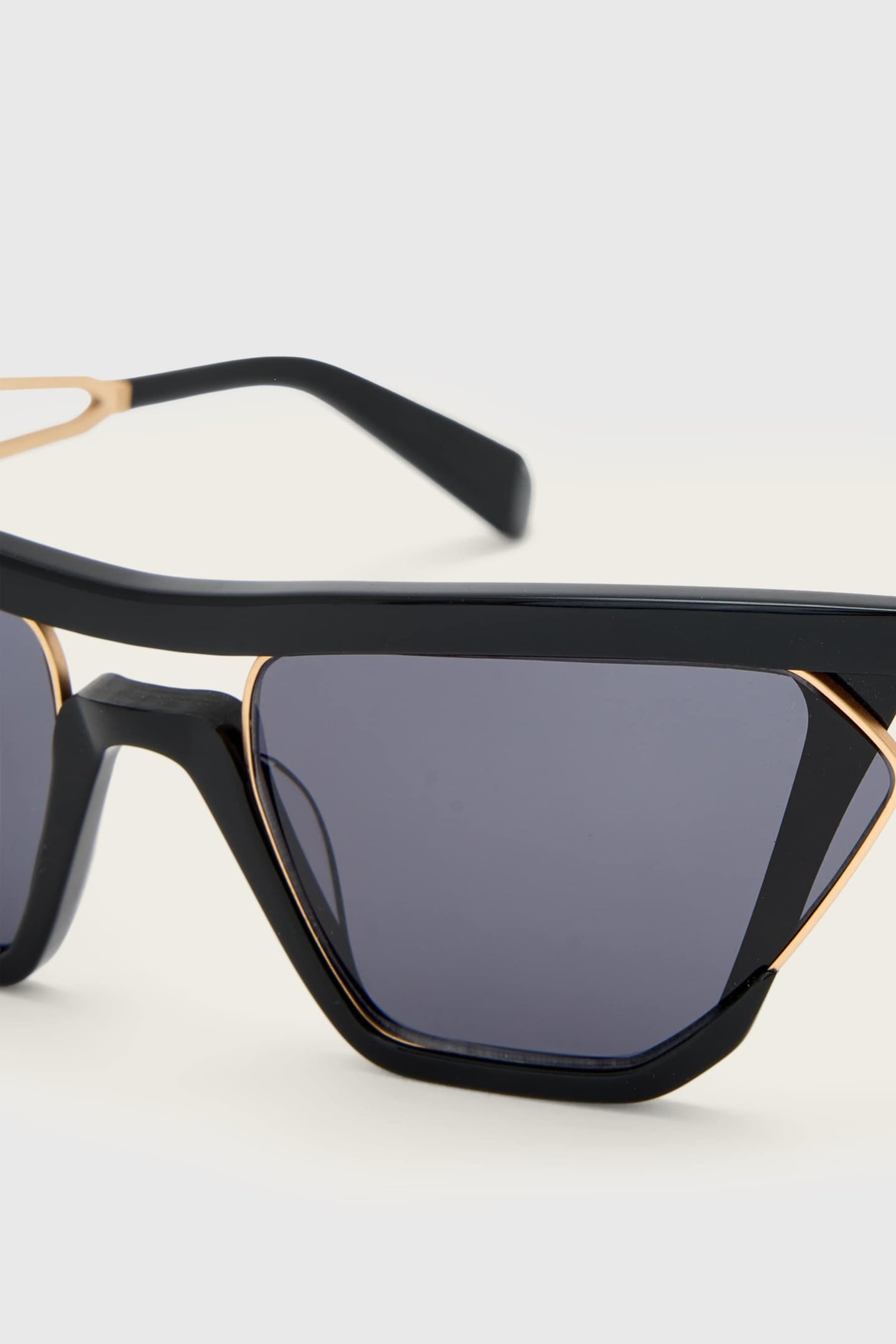 AVIE SUNGLASSES GLOSS BLACK 5