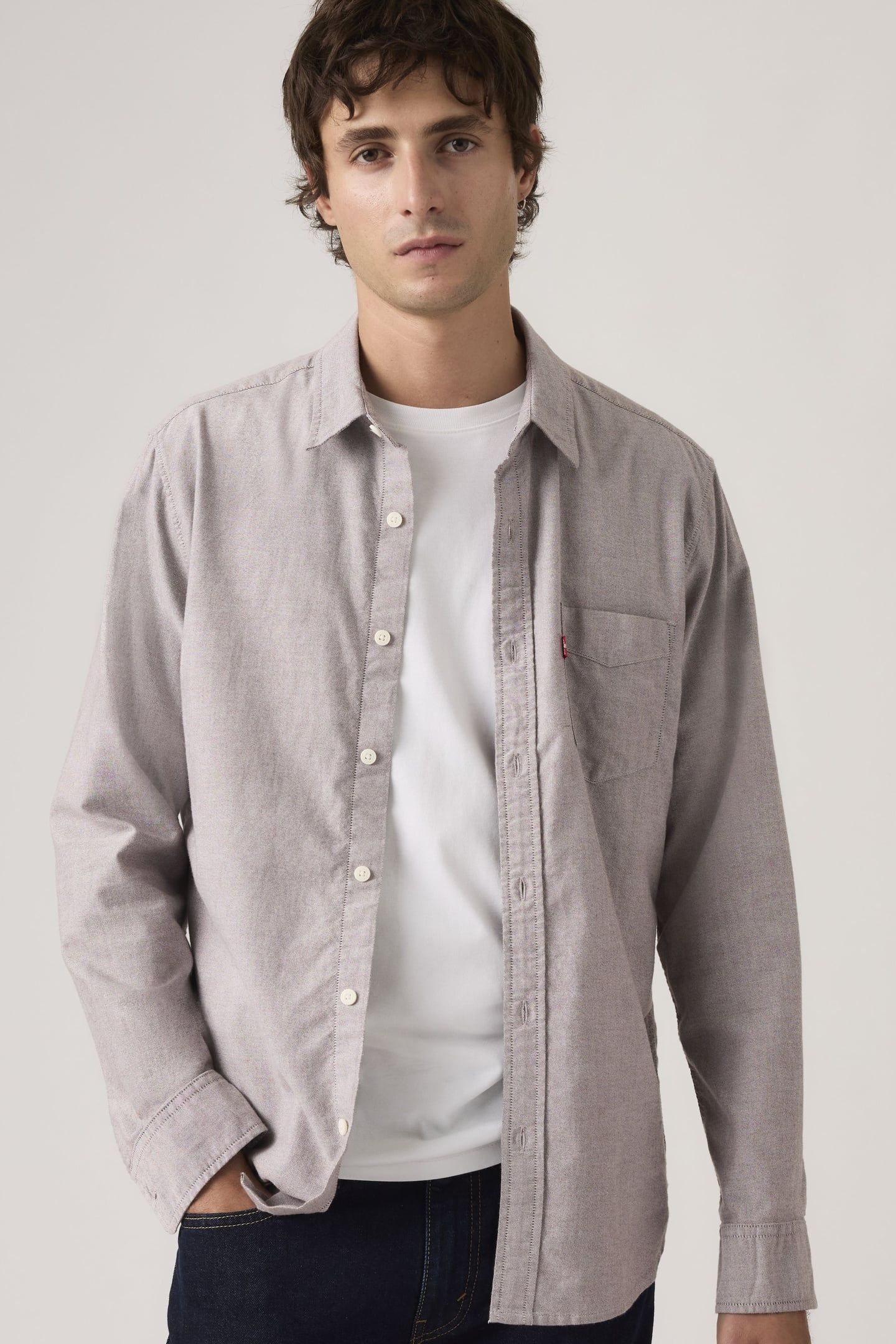 CLASSIC POCKET STANDARD FIT SHIRT 4