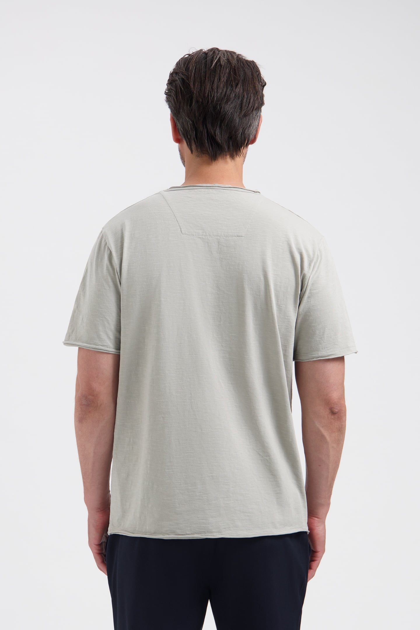 DS_KING TEE GHOST GREY GHOST GREY 2