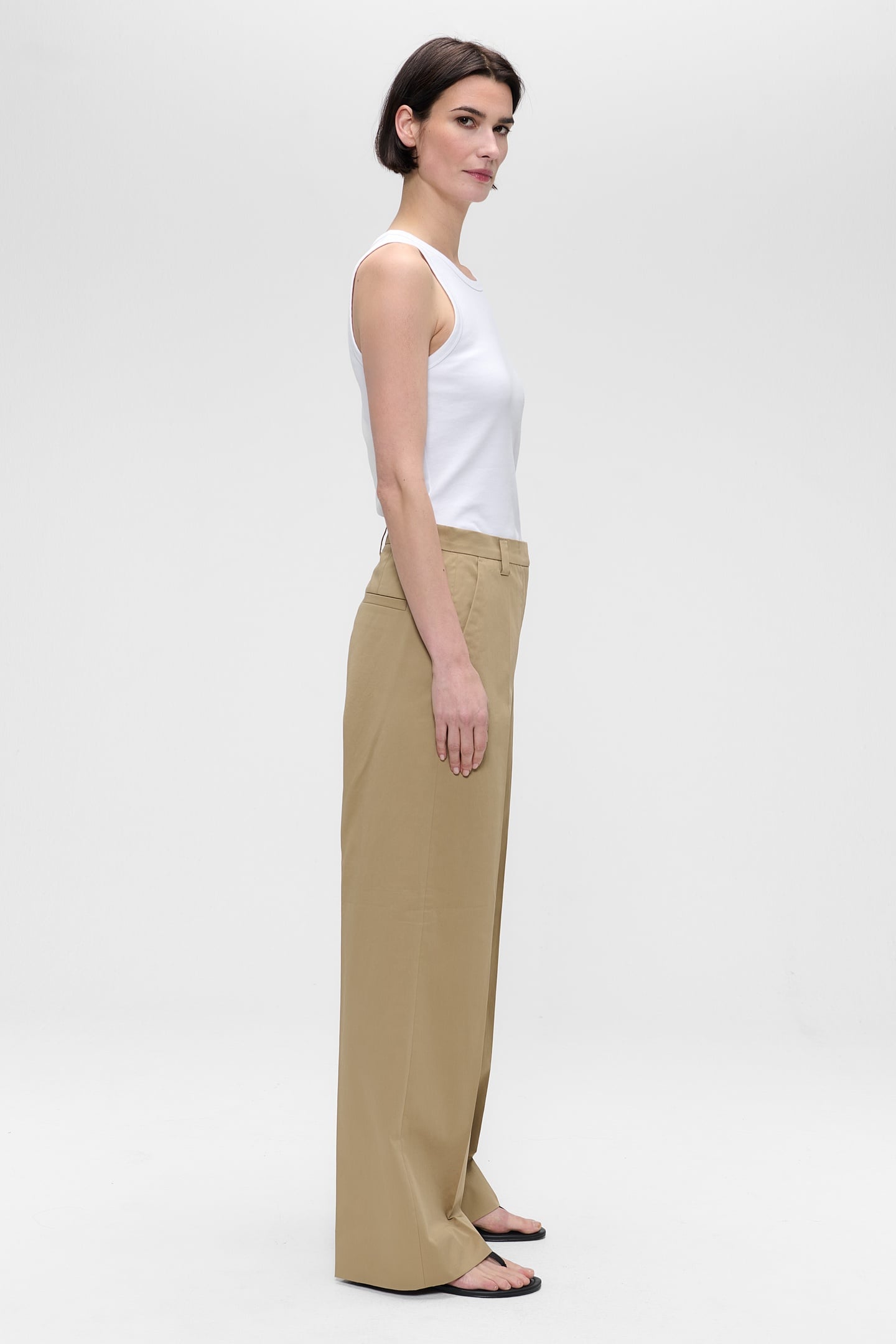 COTTON GARBARDINE KAY PANTS KHAKI 3