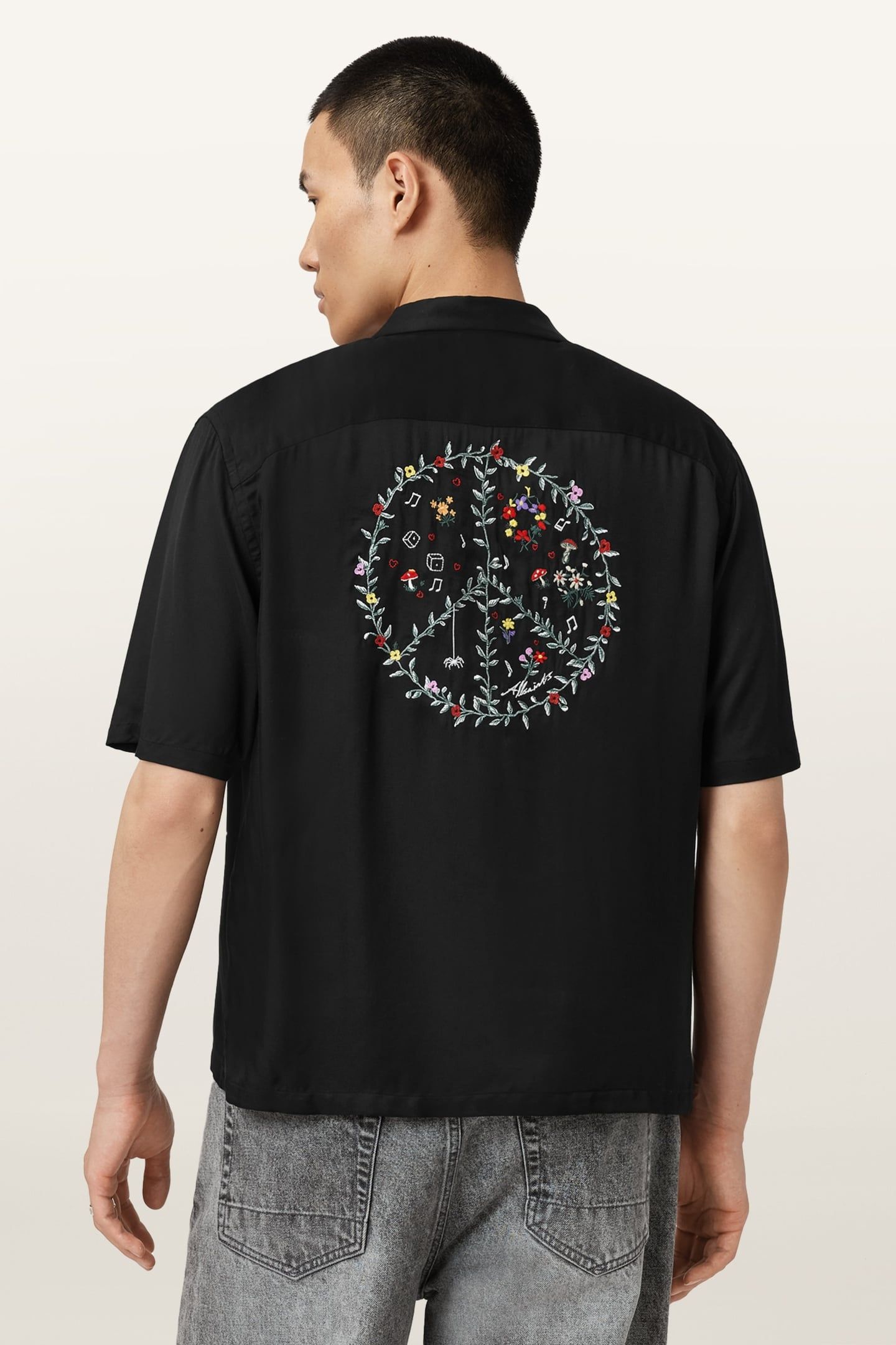 FUNGI SS SHIRT JET BLACK 3
