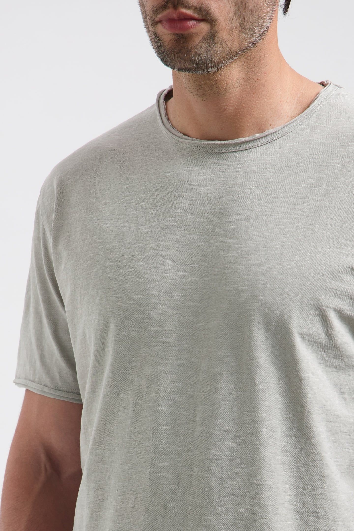 DS_KING TEE GHOST GREY GHOST GREY 3