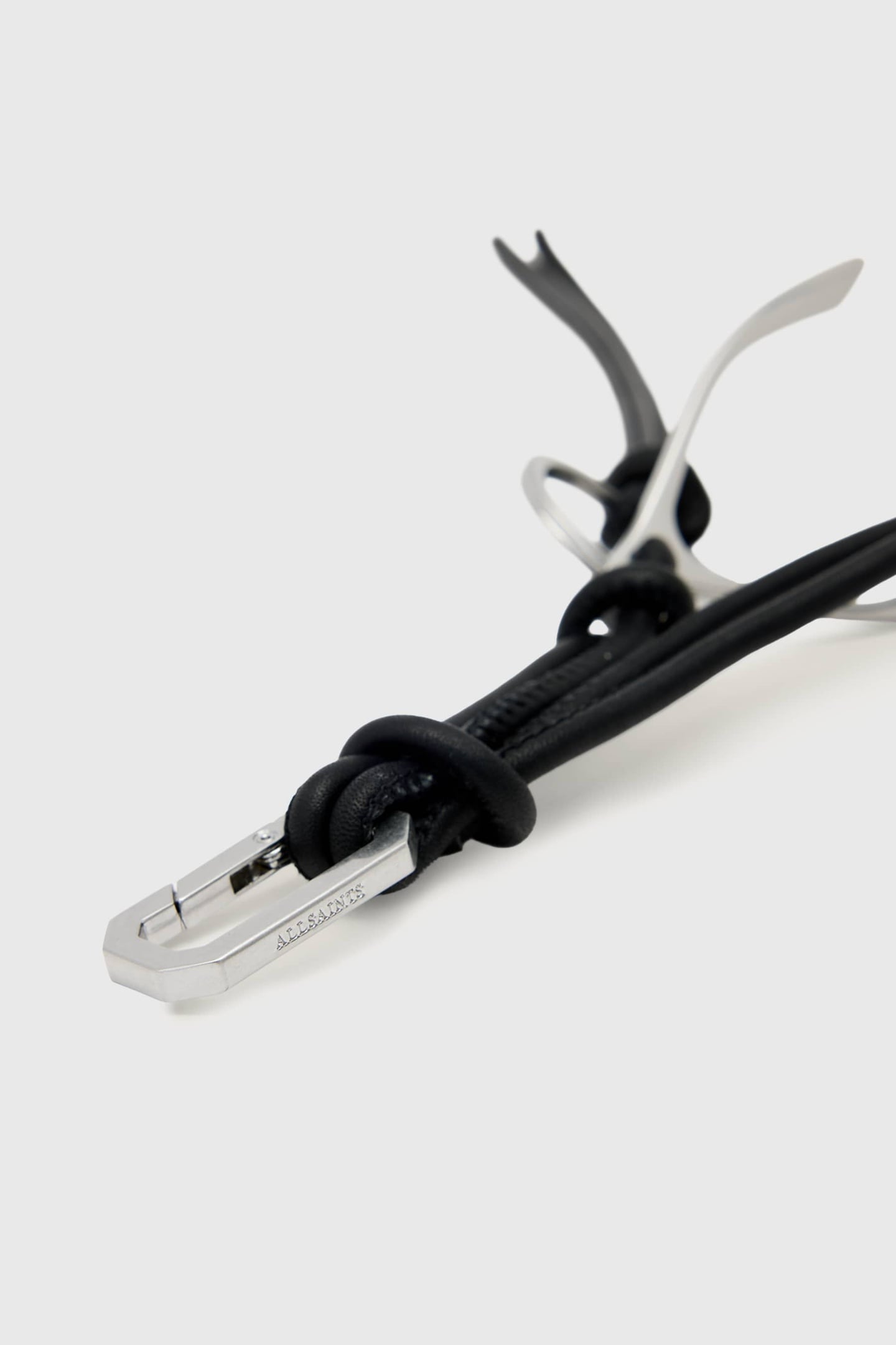 WISHBONE MTL KEYRING BLACK/SILVER 3