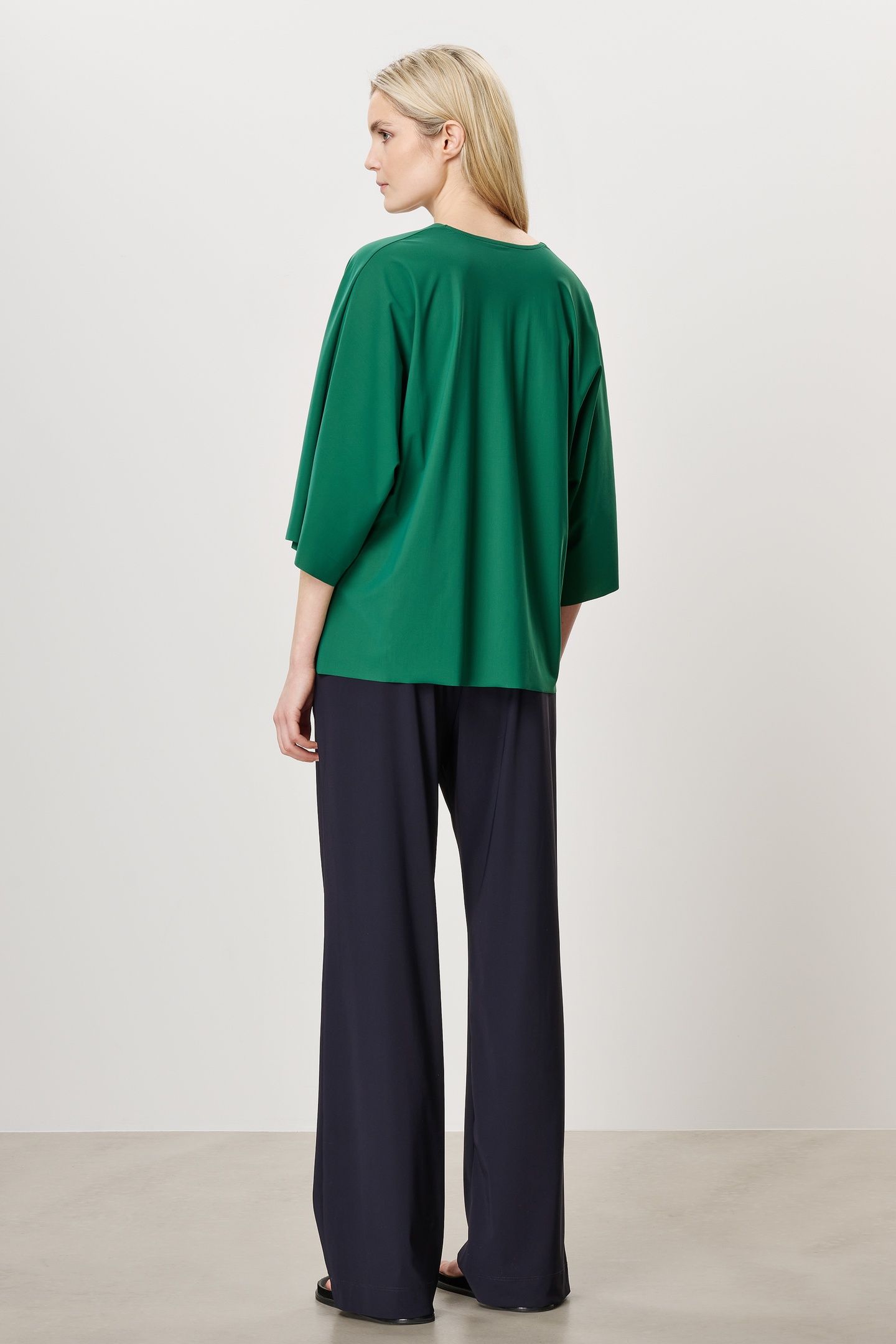AMAL TOP GREEN 1