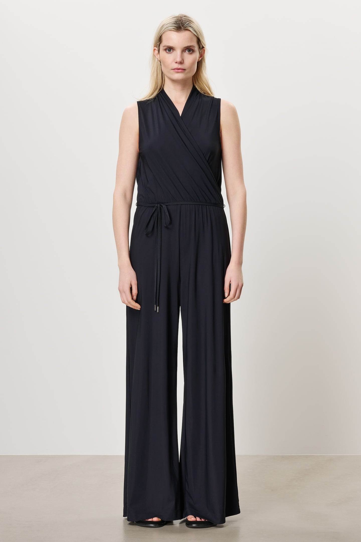 FLAIRE JUMPSUIT BLACK 2