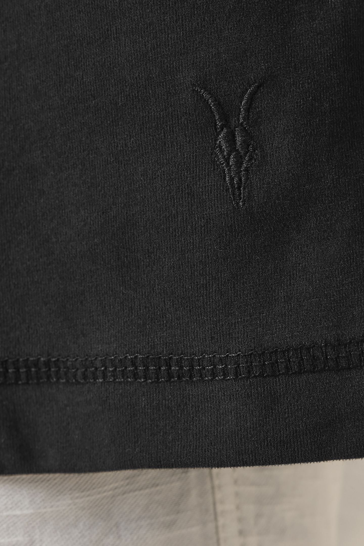 FINN LS CREW JET BLACK 7