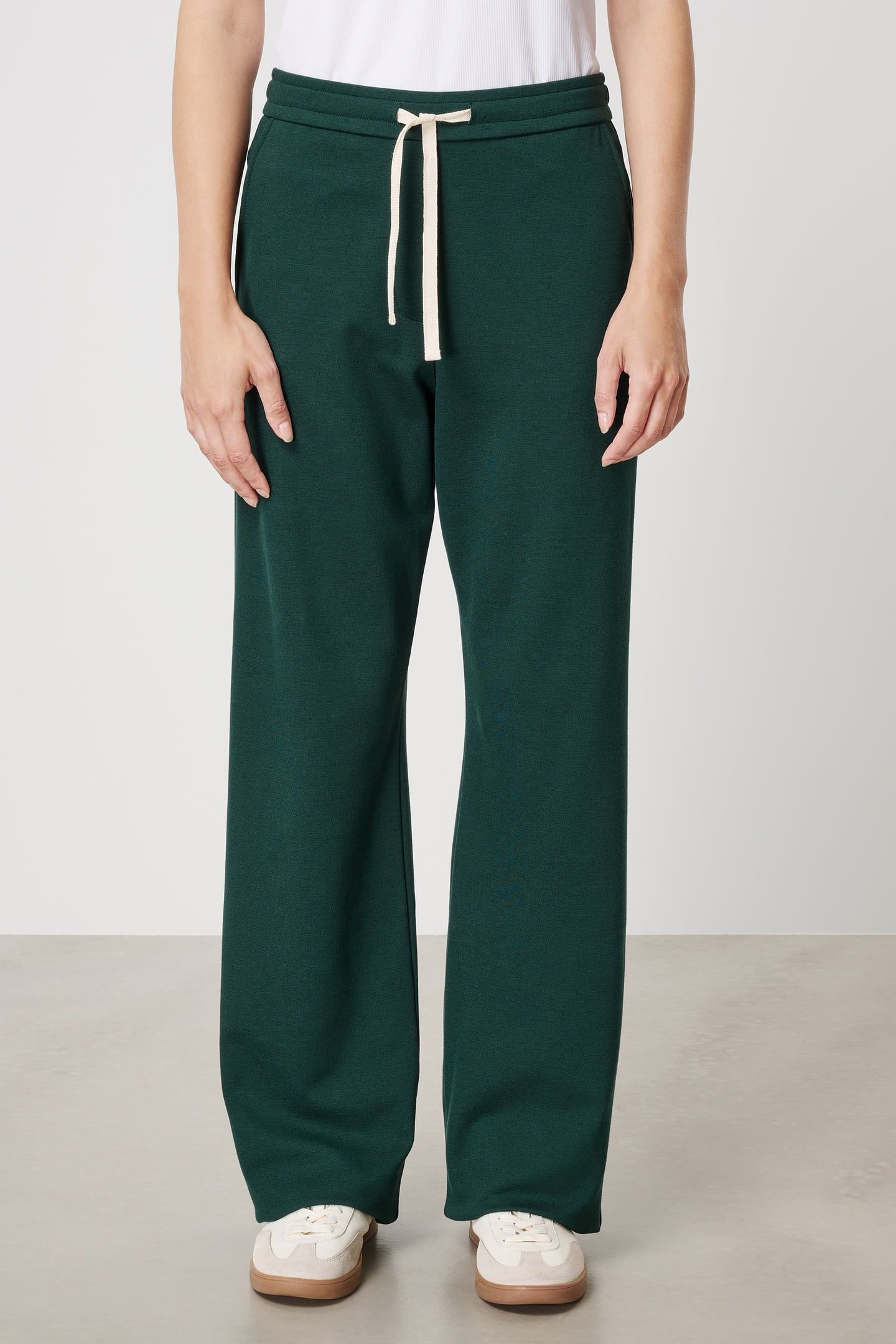 PUNTO CASUAL DRAWSTRING PANTS PINE GREEN 1