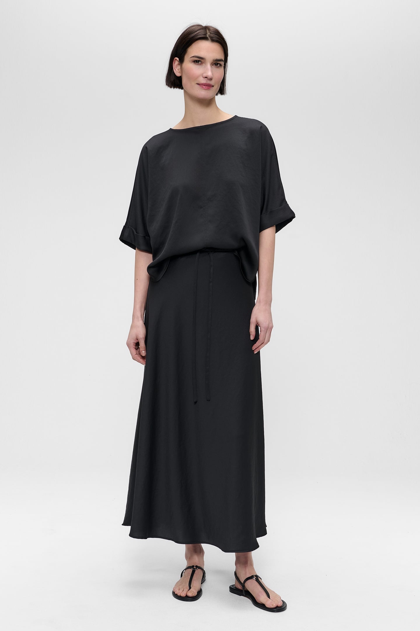 WASHED SATIN DRAWSTRING SKIRT BLACK 1