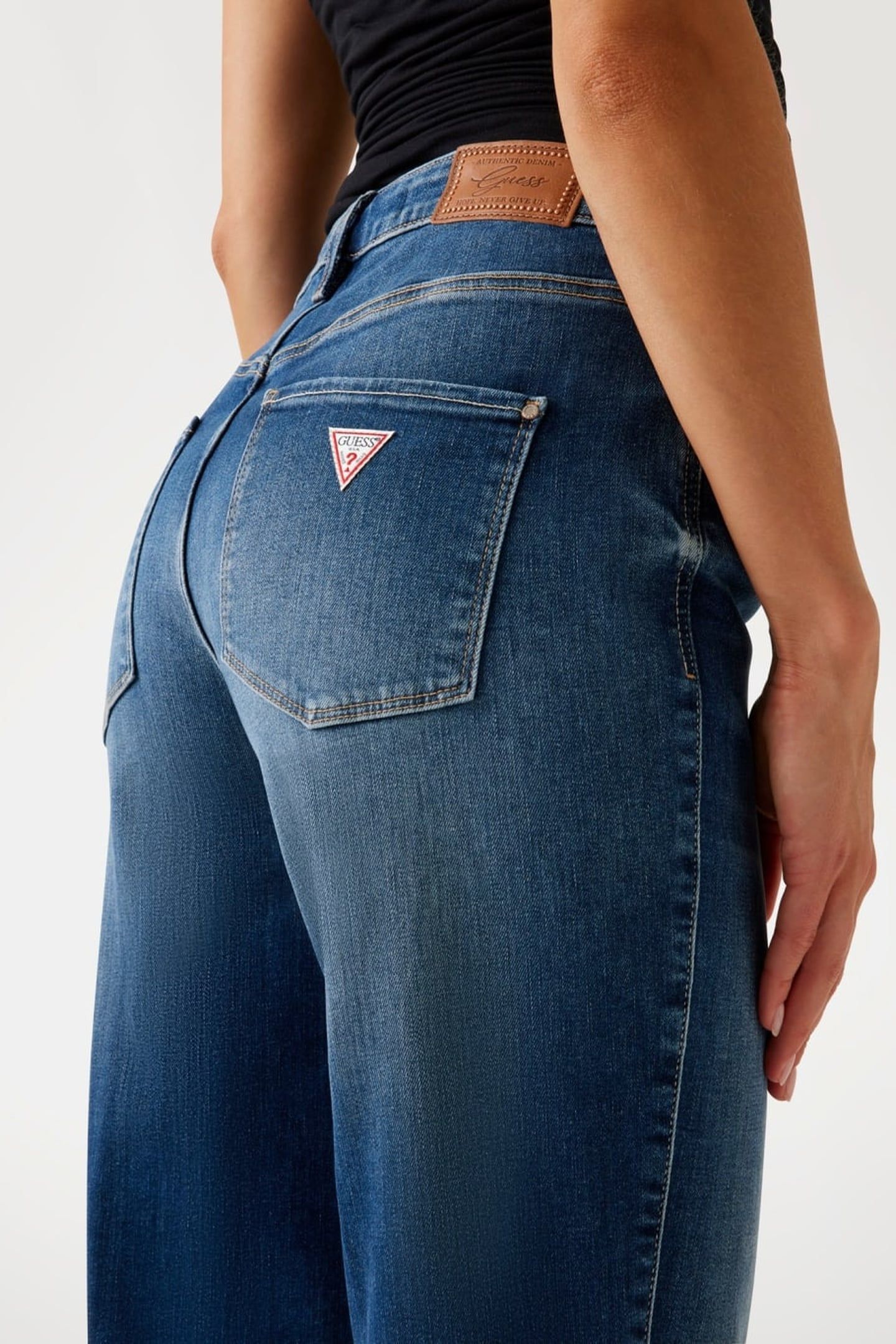 SEXY STRAIGHT SERENADE WASH 5
