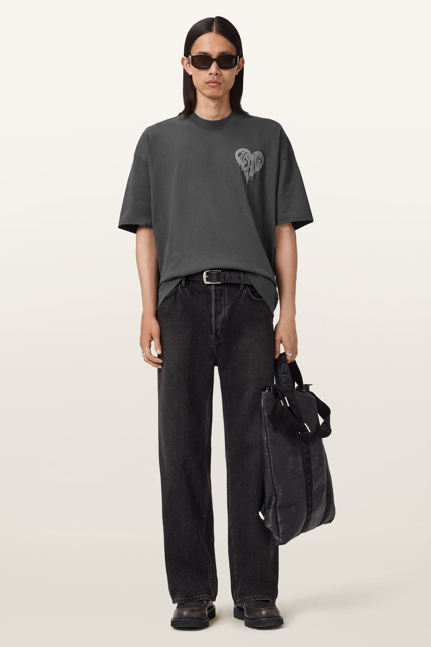 TRIP SS CREW WASHED BLACK 6