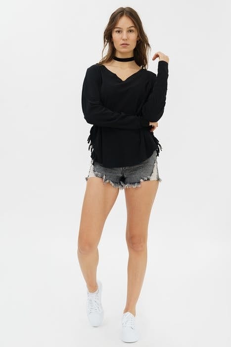BECCA BLACK 6