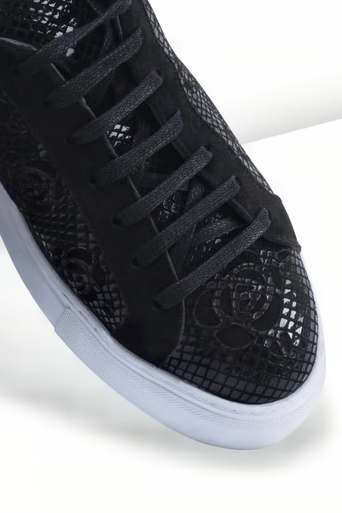 OMEGA BLACK 5