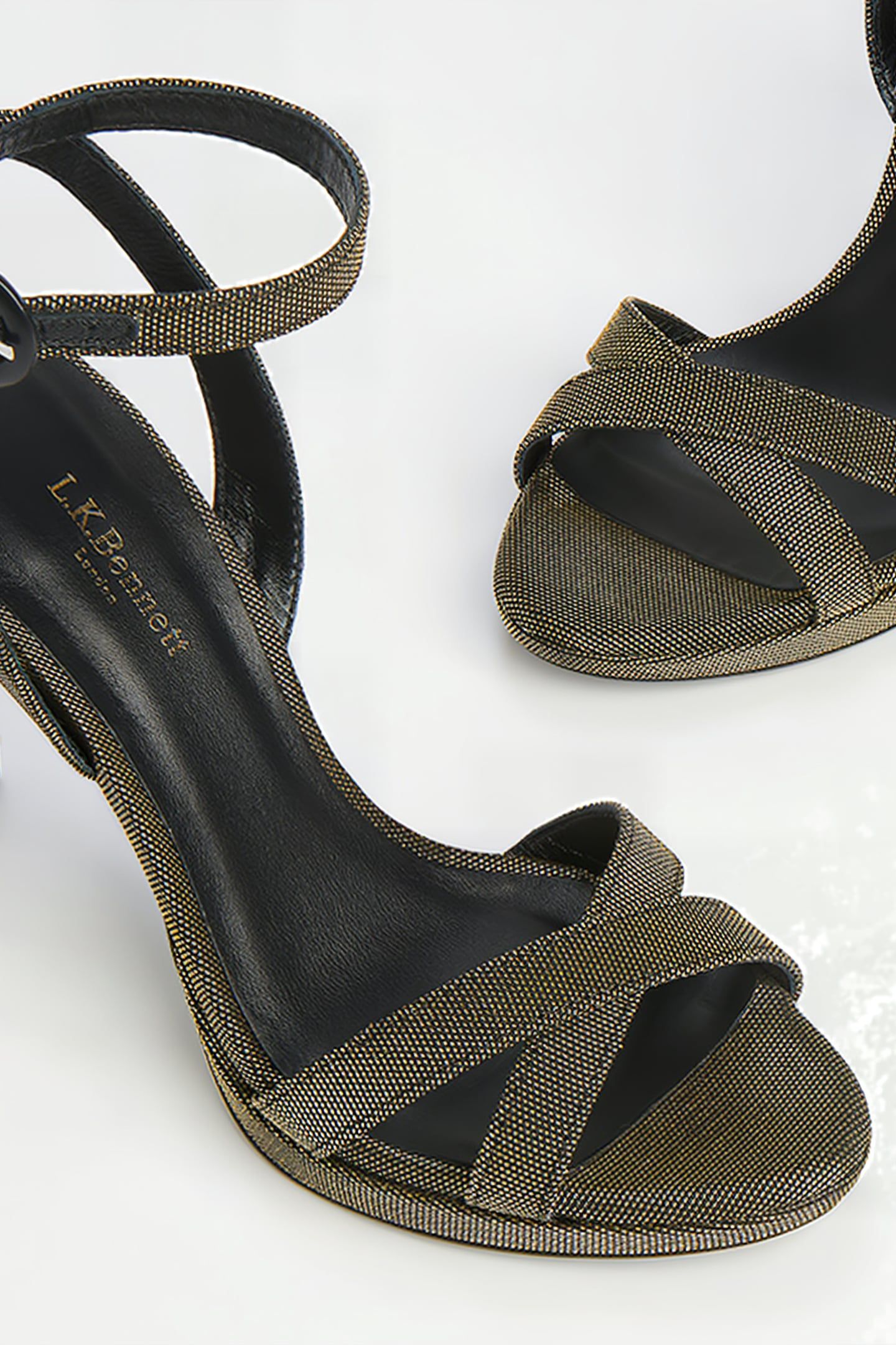 NEATH GOLD/BLACK 4