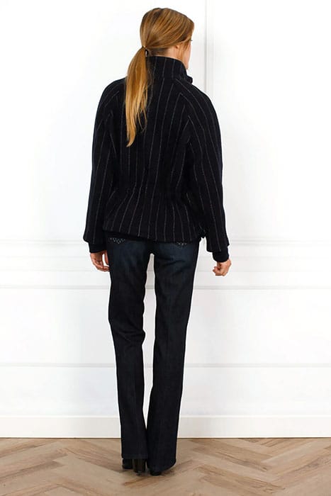 COAT RAGLAN SLEEVE 3