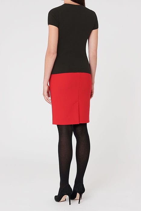PULL BLACK 4