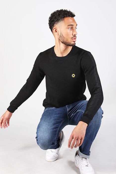 SWEATER BLACK 4