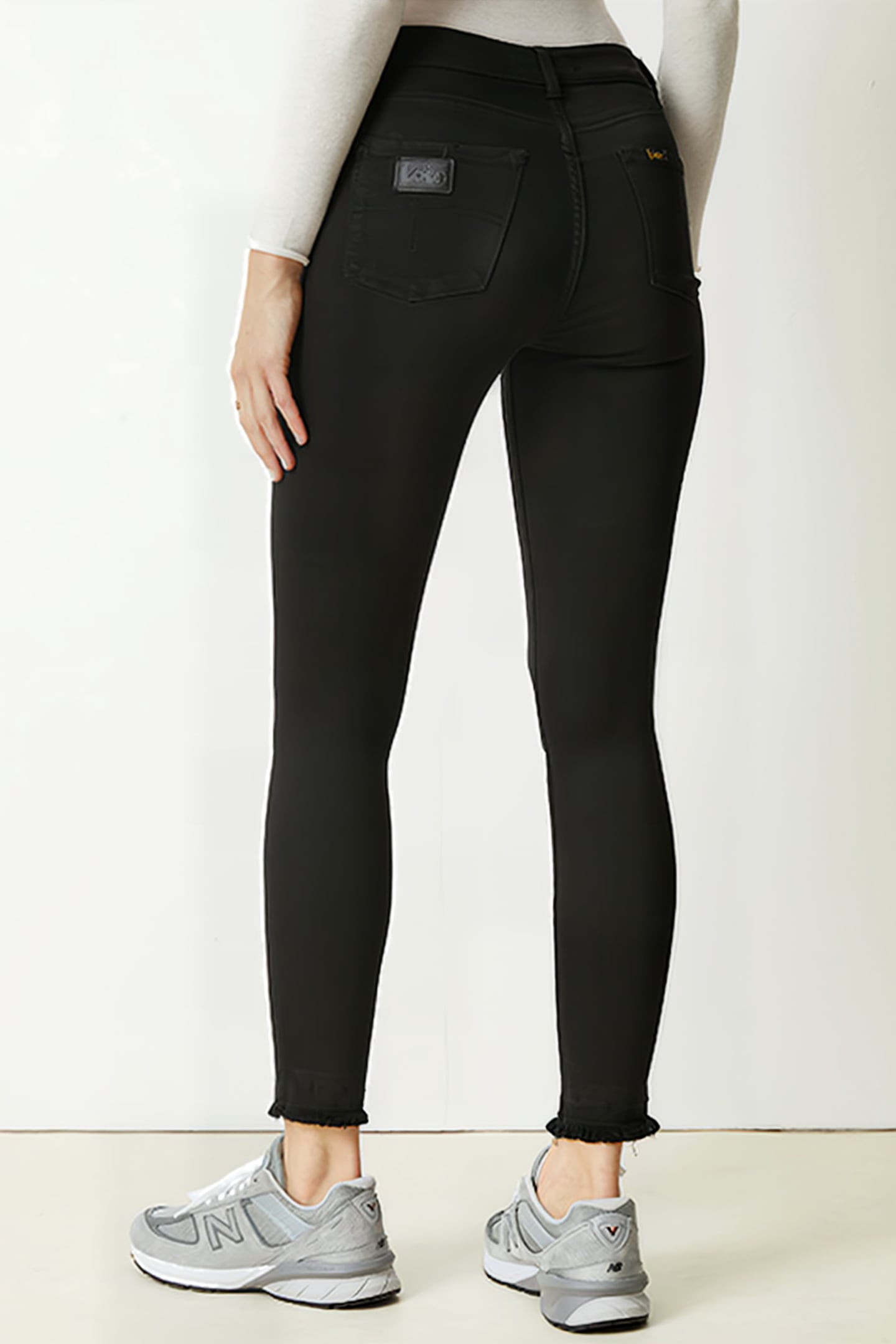CELIA-L KILLIAN NOIR TRUE BLACK 3