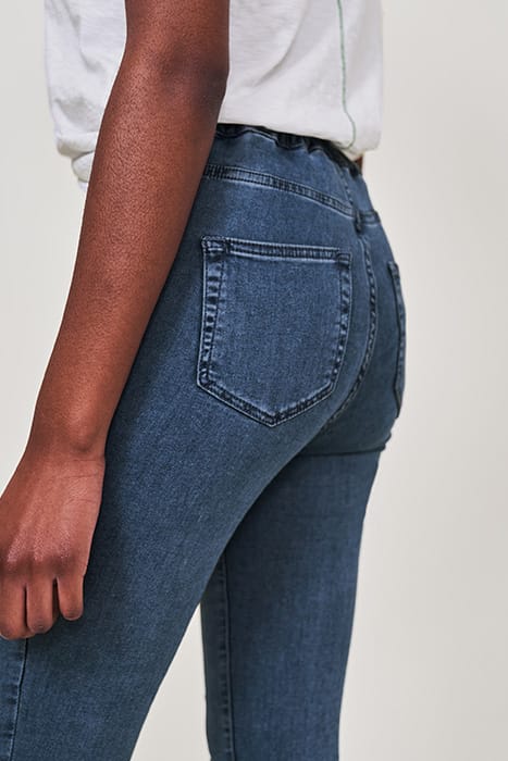 JANEY JEGGING LIGHT DENIM 3