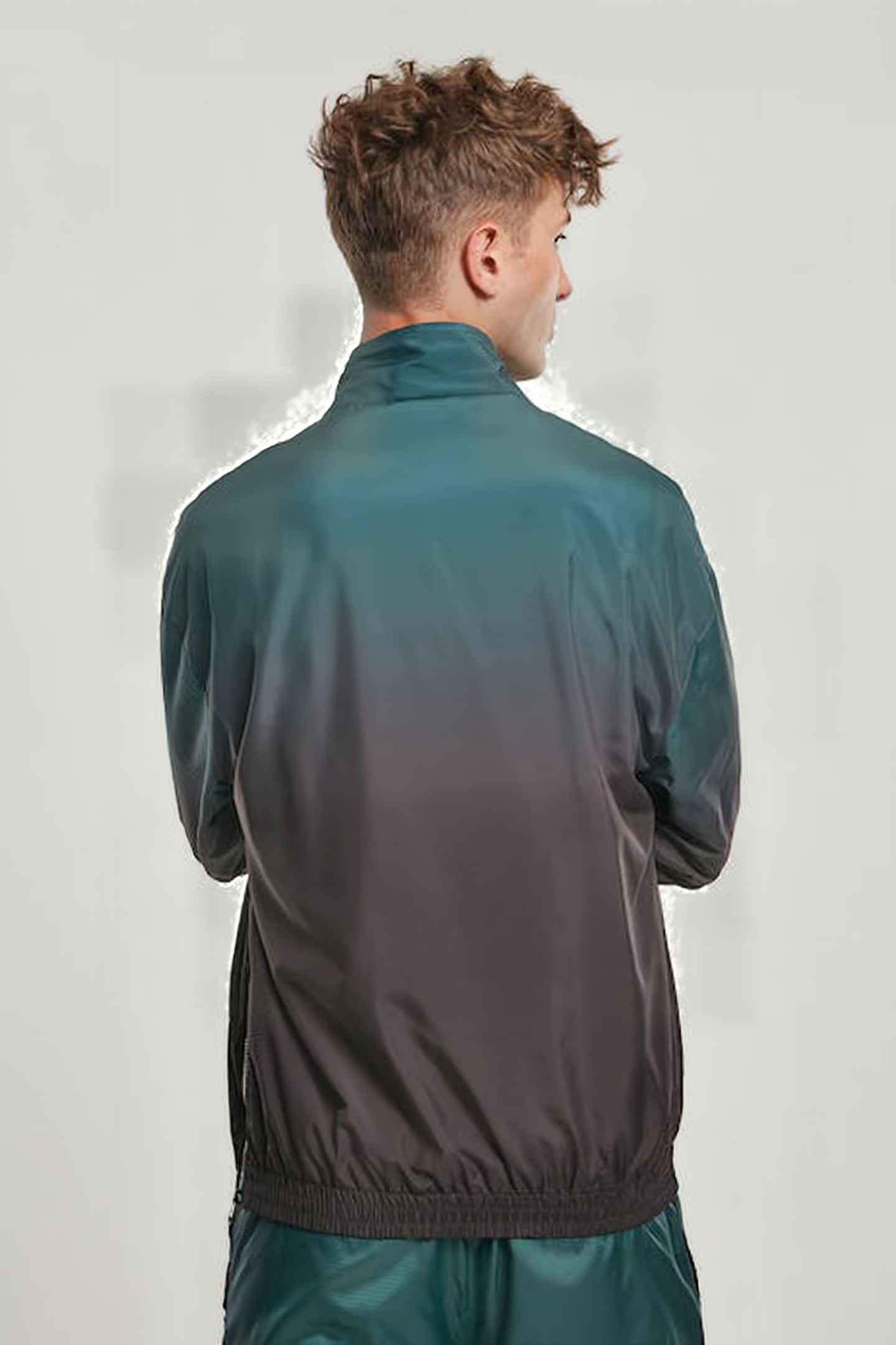 GRADIENT PULL OVER JACKET BLACK/BOTTLEGREEN 3