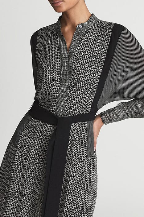 TANIS BLACK 5