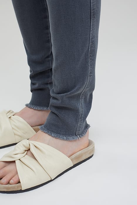 CLOSED WOMEN SKINNY PUSHER LONG JEANS MID GREY 4