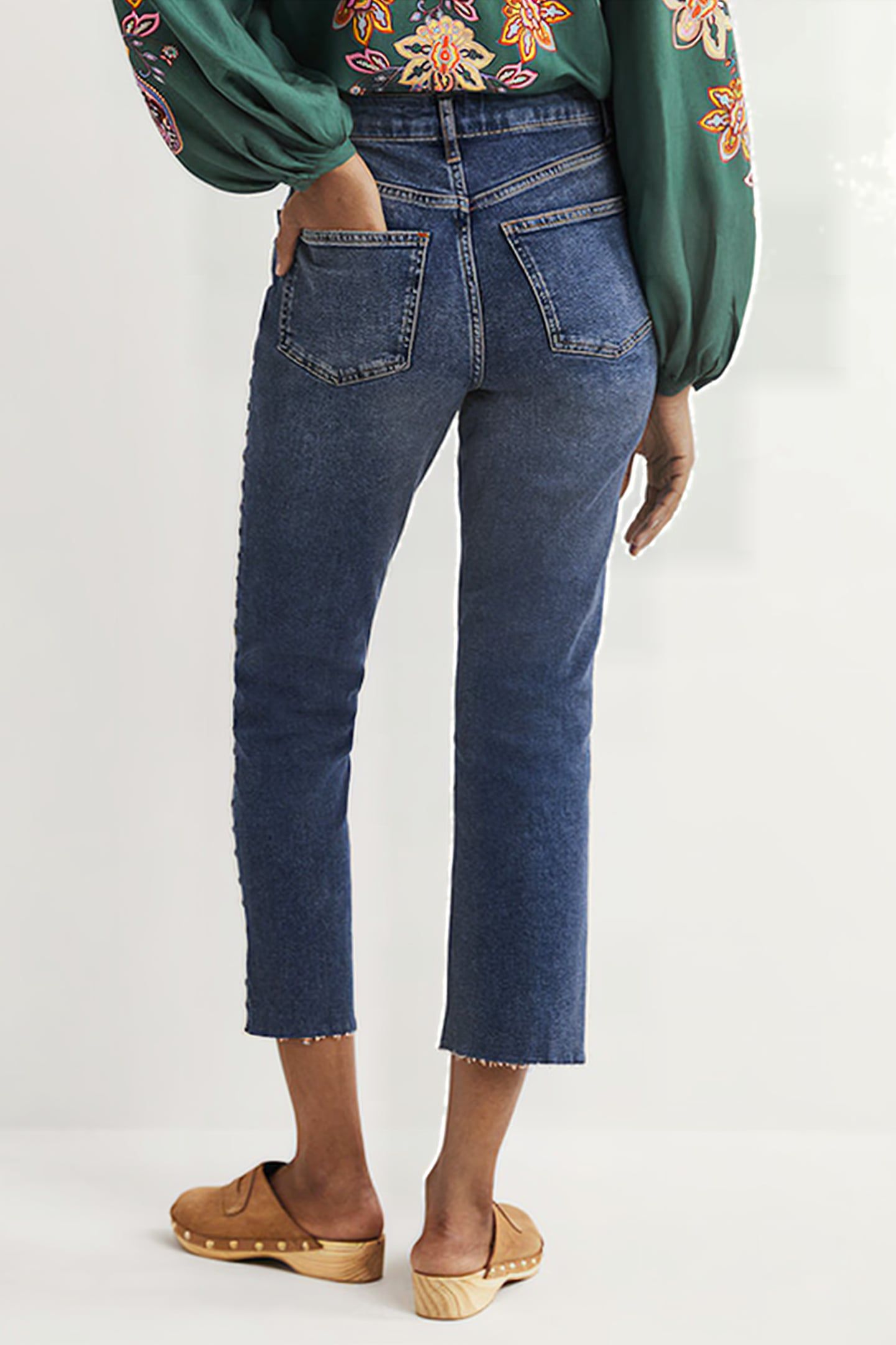 RELAXED STRAIGHT STUDDED JEANS DEN 2