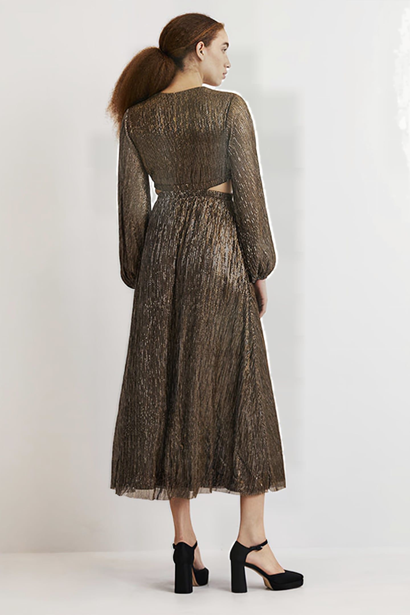 METALLIC CUT-OUT MAXI DRESS GLD 2