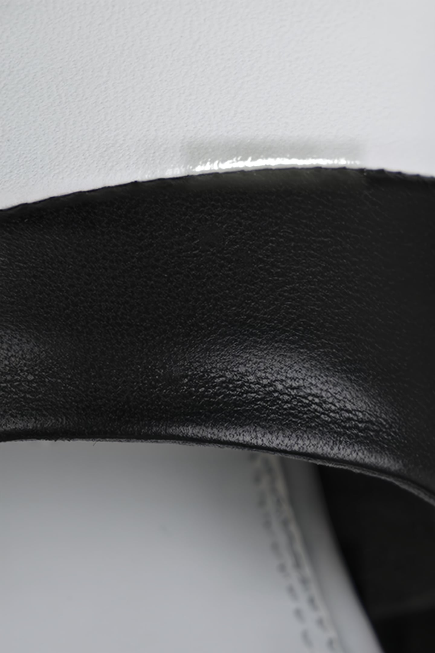 ARISTA BLACK/WHITE 4