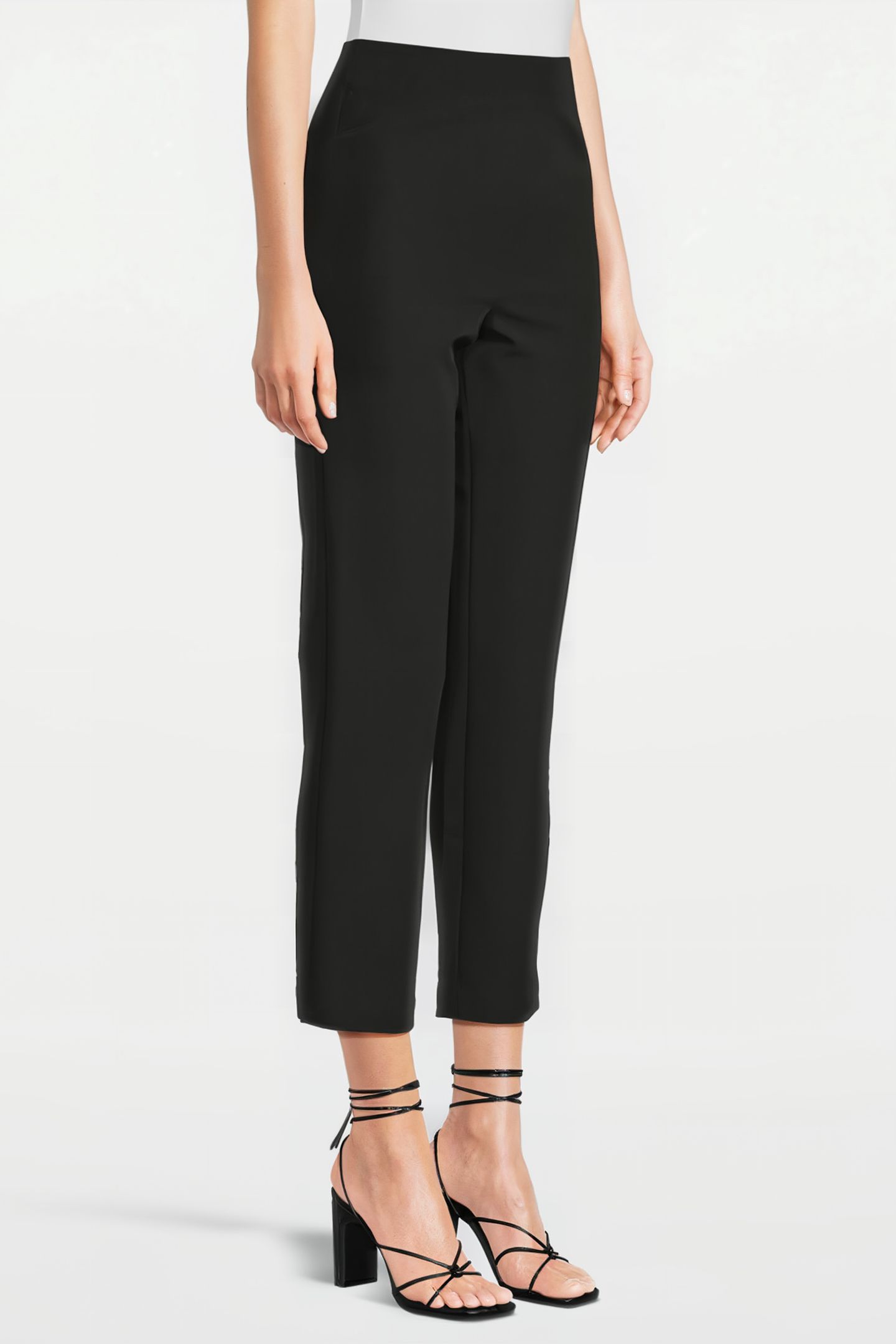 WOMEN‘S CIGARETTE TROUSERS BLACK 3