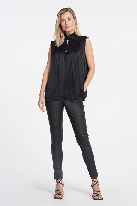 TISLA BLACK 2