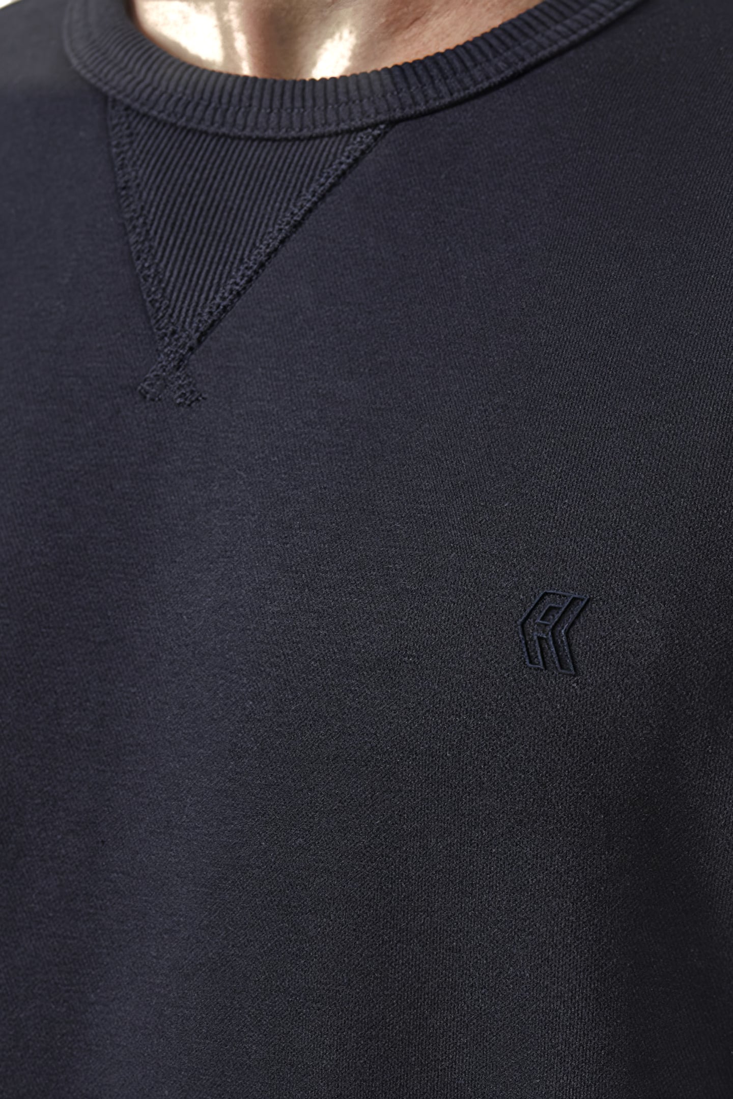 CREW NECK SWEATSHIRT DARK NAVY/GUNMETAL 4