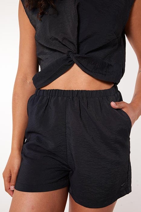 NAOLA BLACK 6