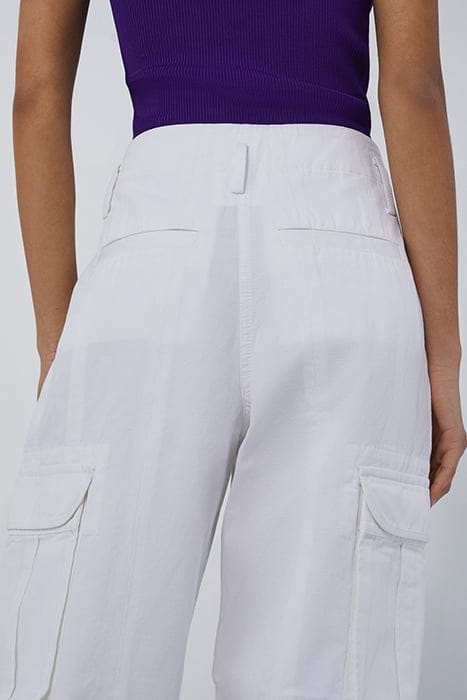 THAIS OPTICAL WHITE 5