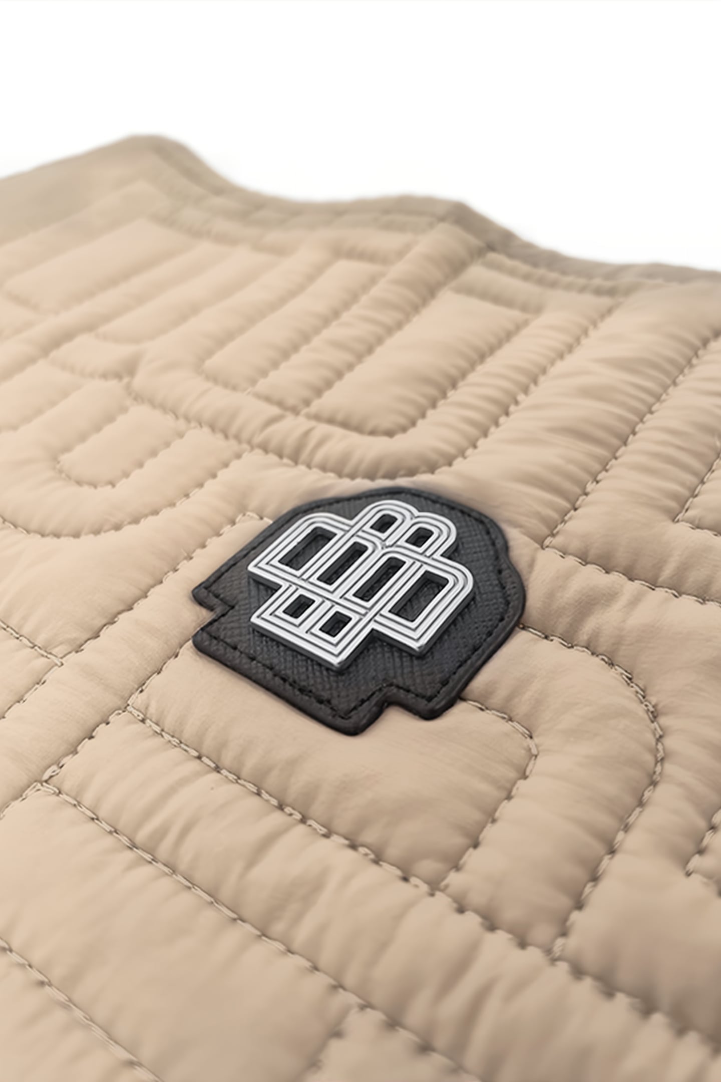MONOGRAM QUILTED VEST BROWN 5