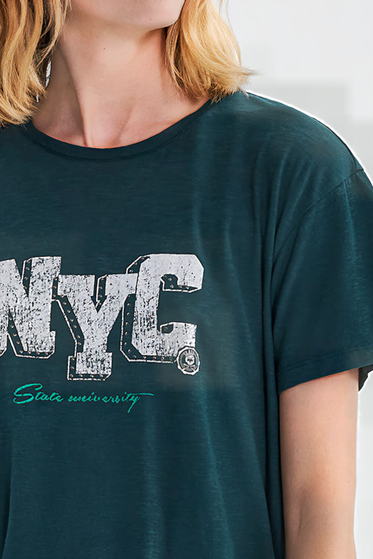 DUCK GREEN ORGANIC T-SHIRT WITH STUDDED SLOGAN 5