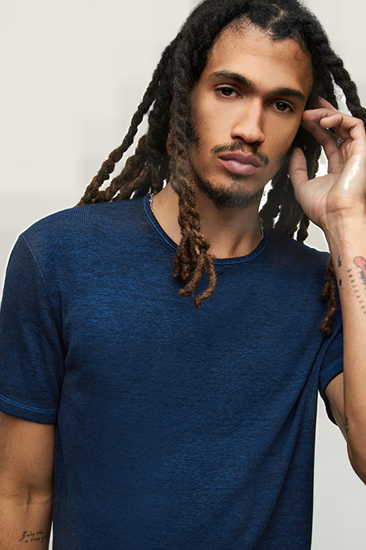 SUTTON SLIM FIT SS RIB CREW WITH BURN OU CAPRI BLUE 2
