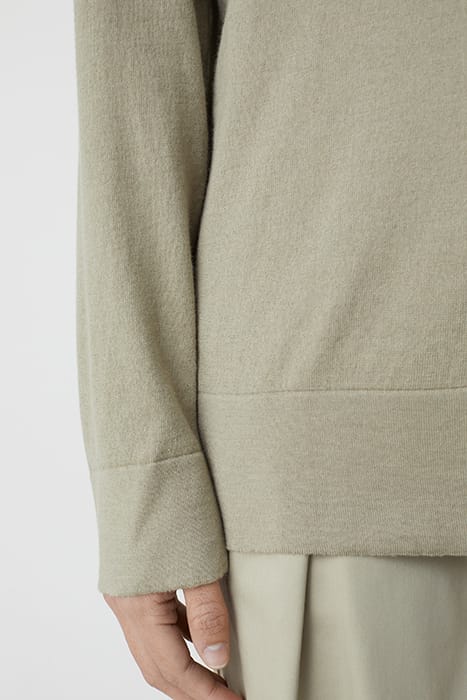 VNECK LONG SLEEVE GREY MARBLE 5