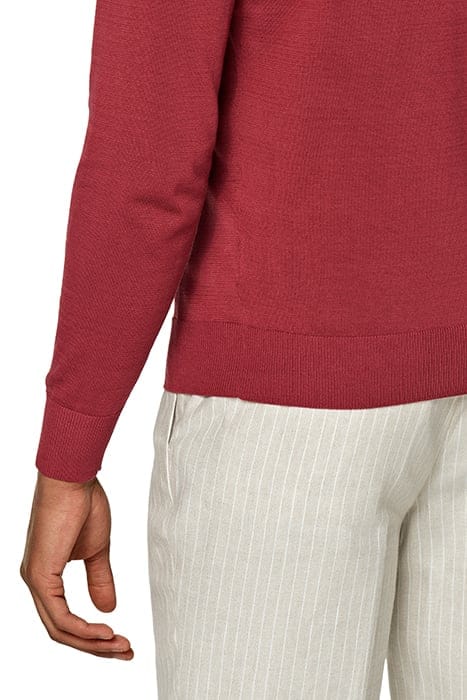 RED CREWNECK 4