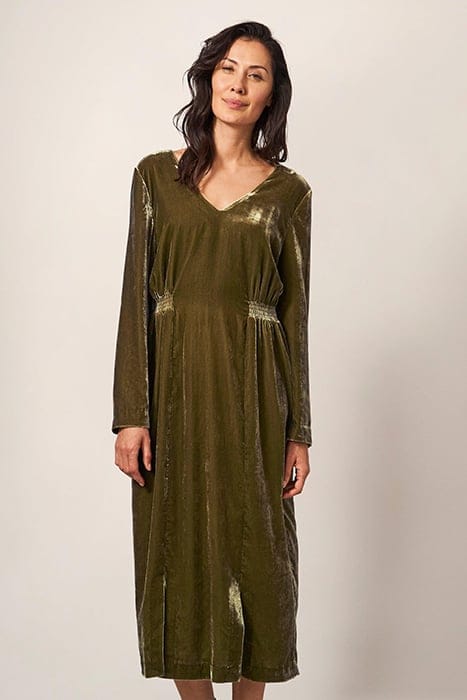 NADIA VELVET DRE DARK CHARTREUSE 1