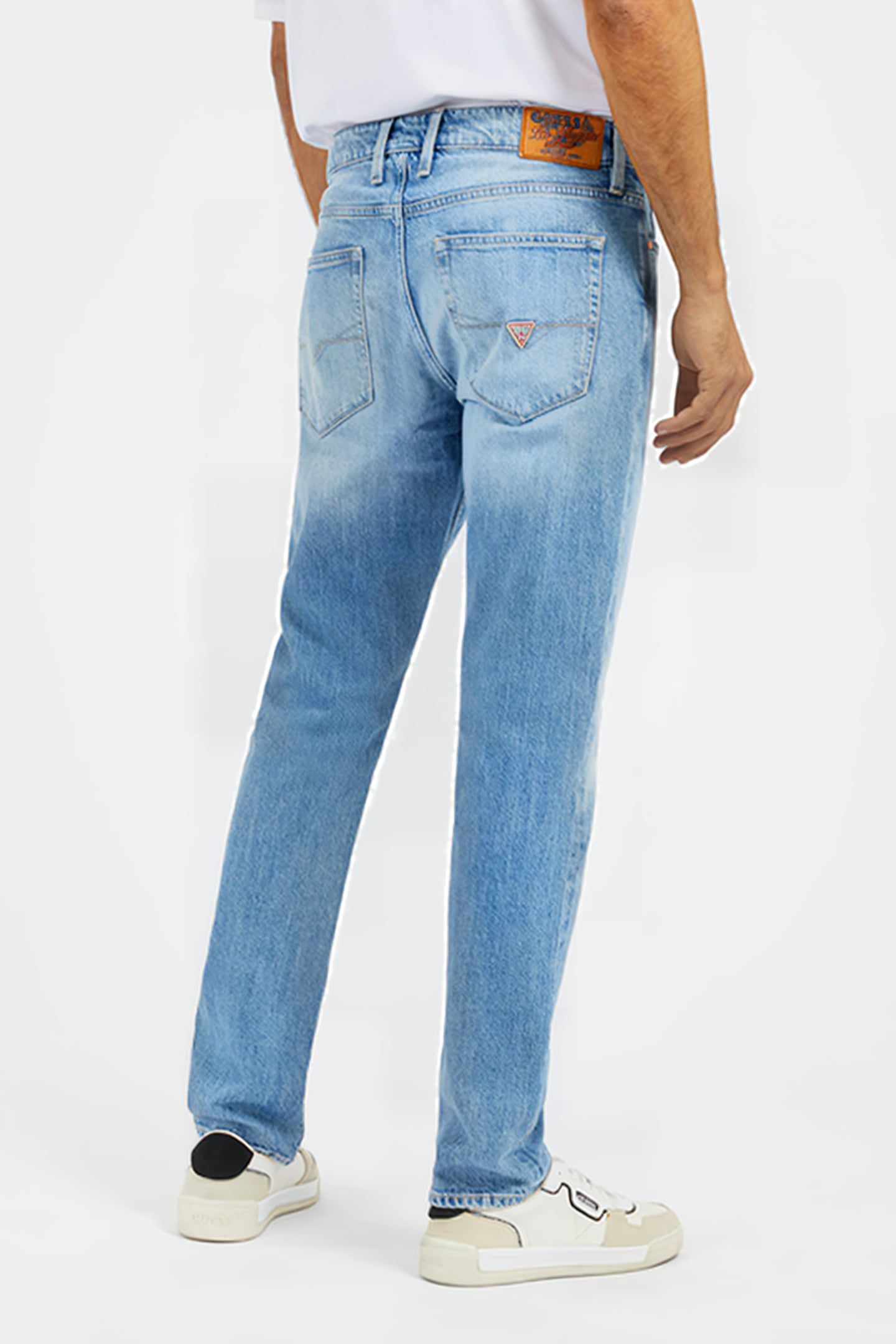 GUESS ECO SLIM TAPERED ROOTED 2
