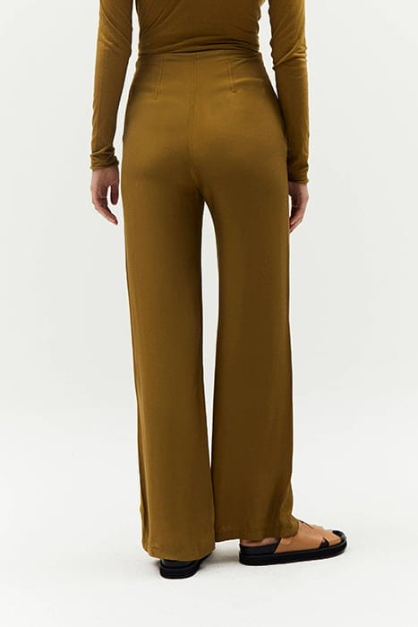 LOEKA OLIVE 2