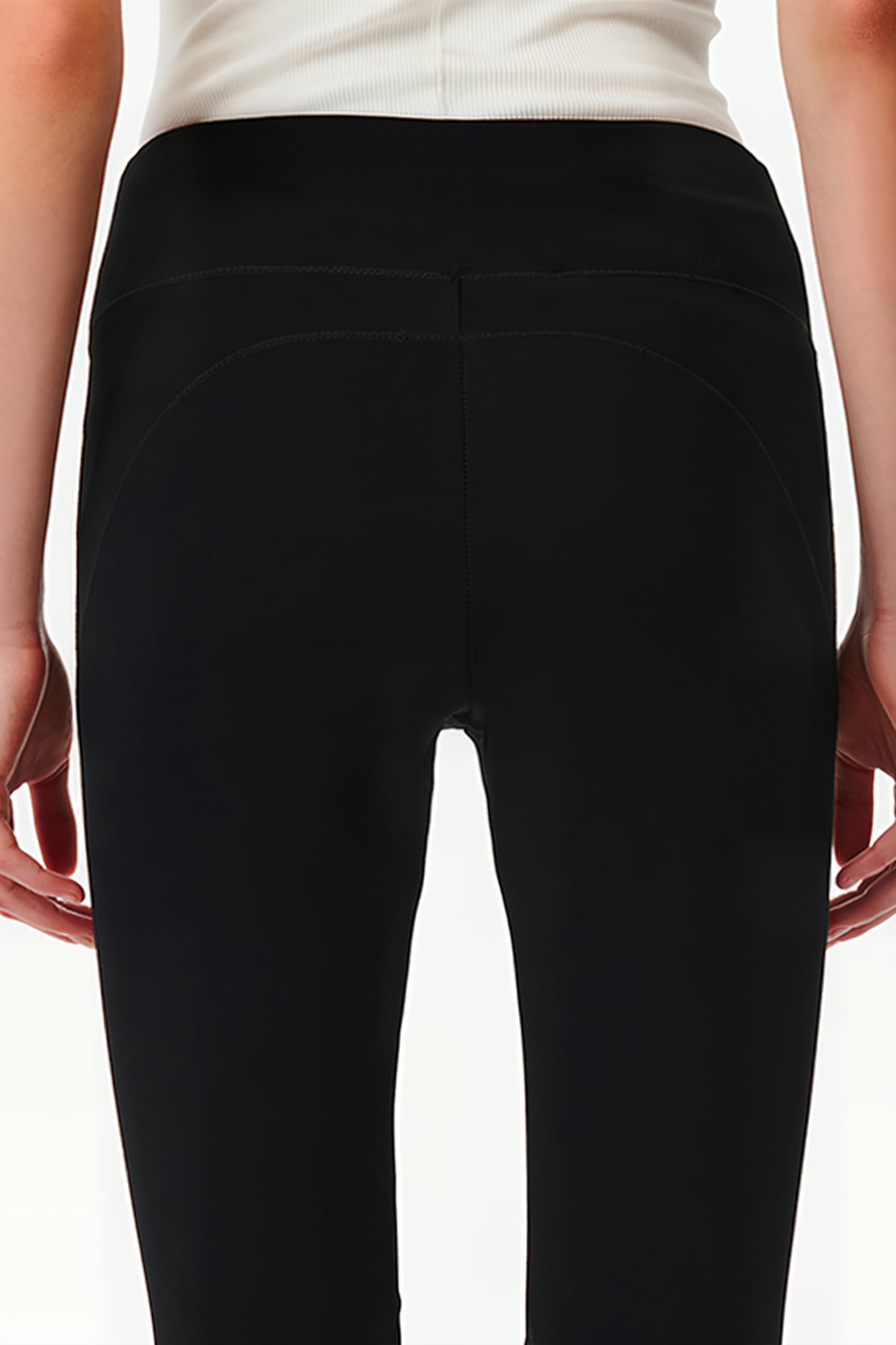 REGINA LEGGING IN BLACK 5