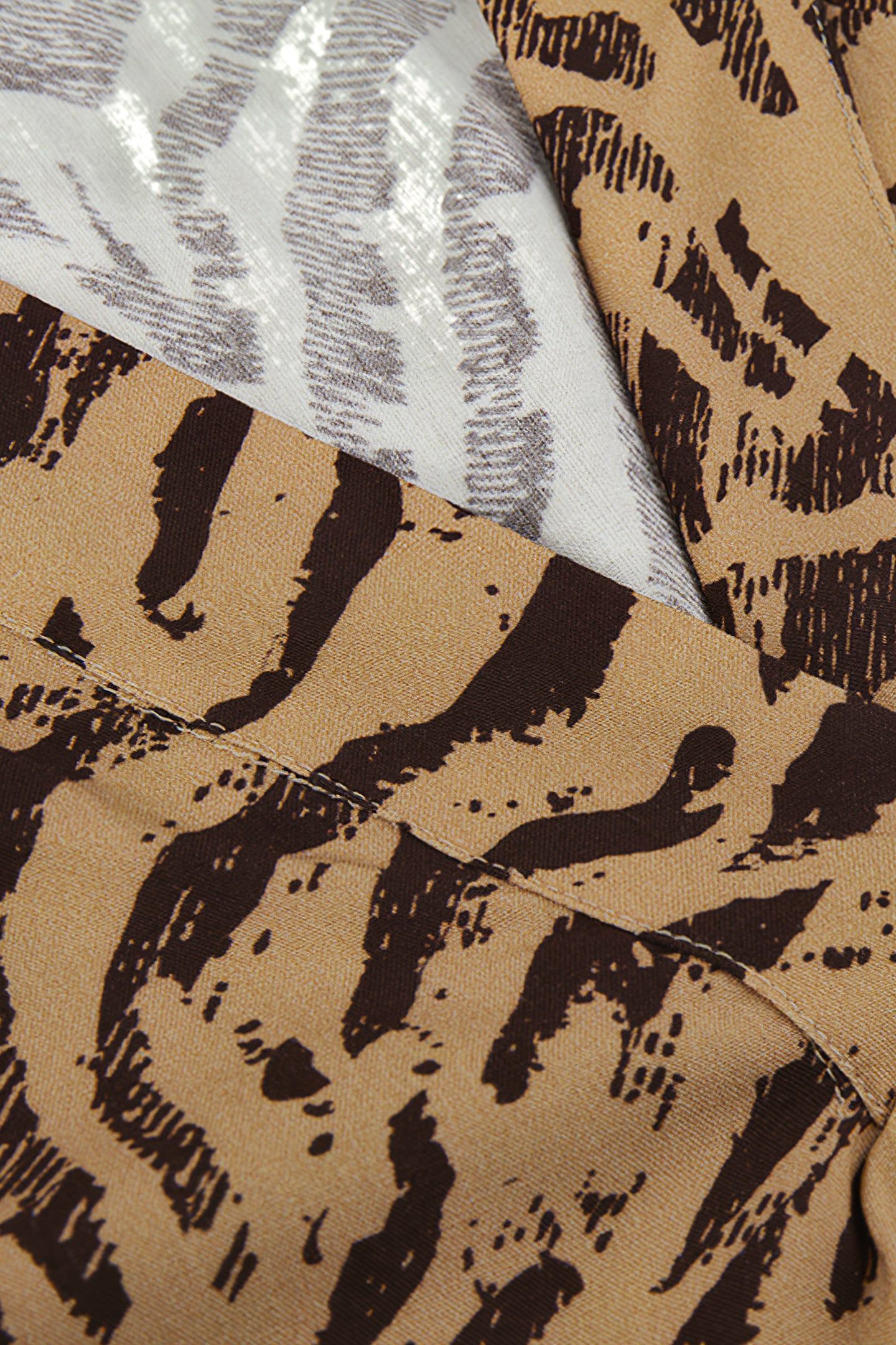 DESIREÉ, DRESS BEIGE PATTERN 3