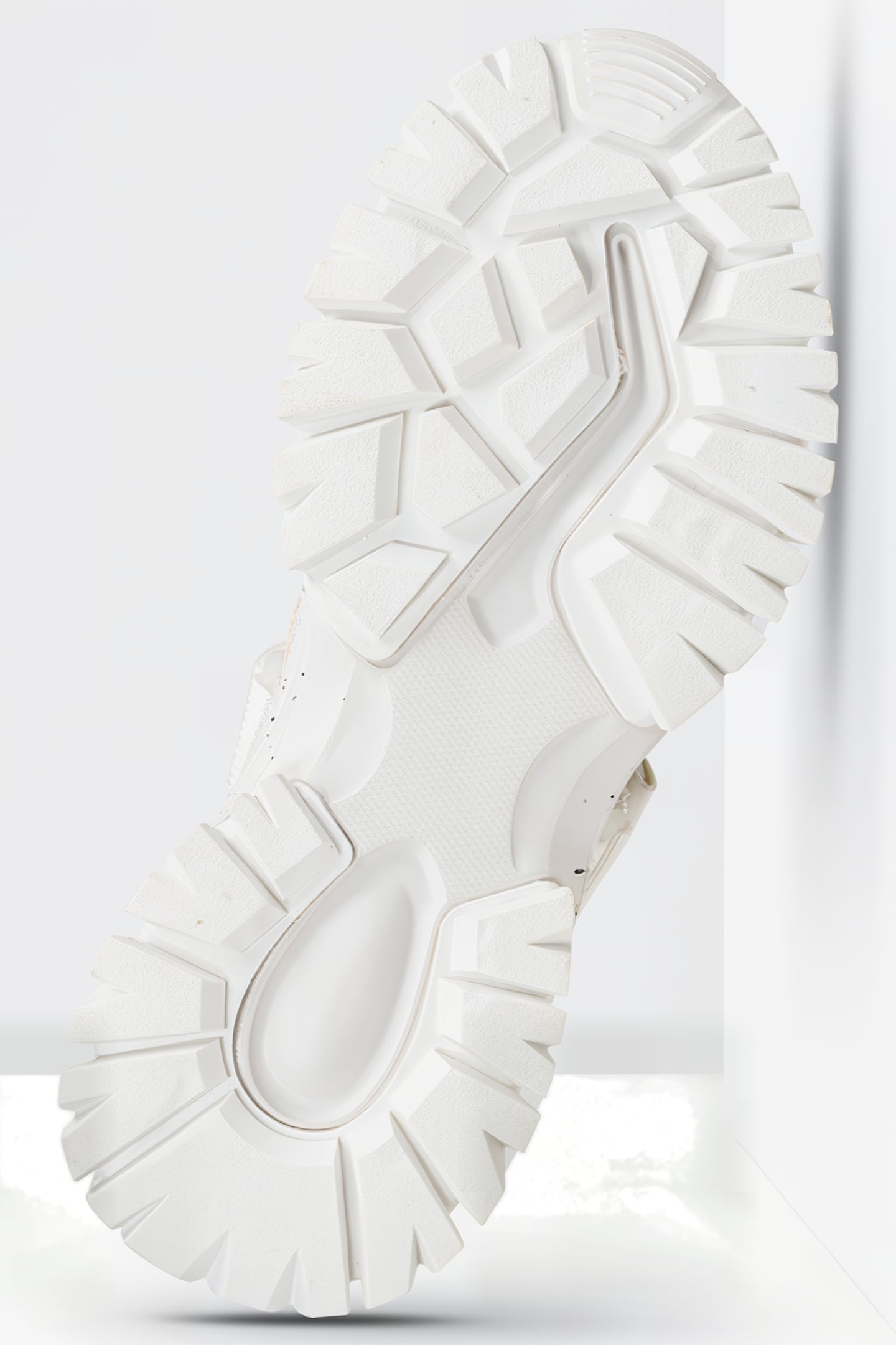 TRAIL-ZONE SANDAL WHITE 7