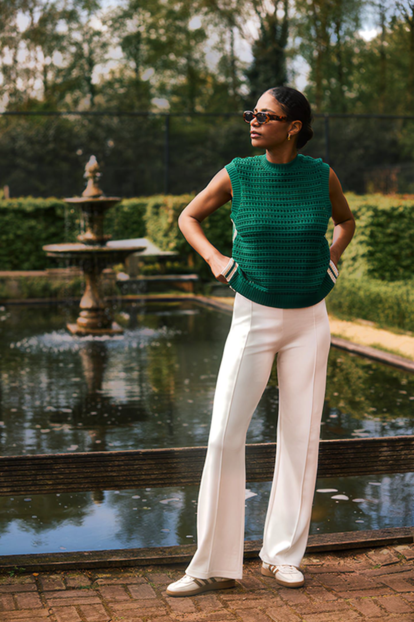 FOREST ESSENTIEL FLARED PANTS MARSHMELLOW 1