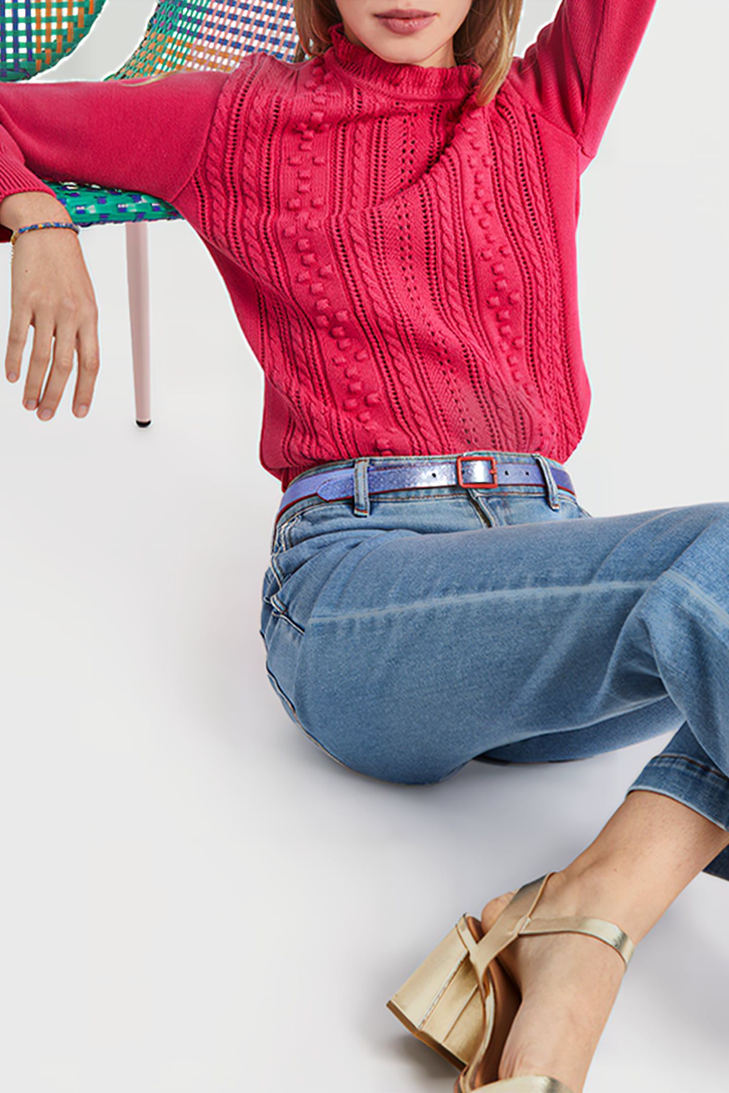 MAGENTA DECORATIVE KNIT SWEATER 5
