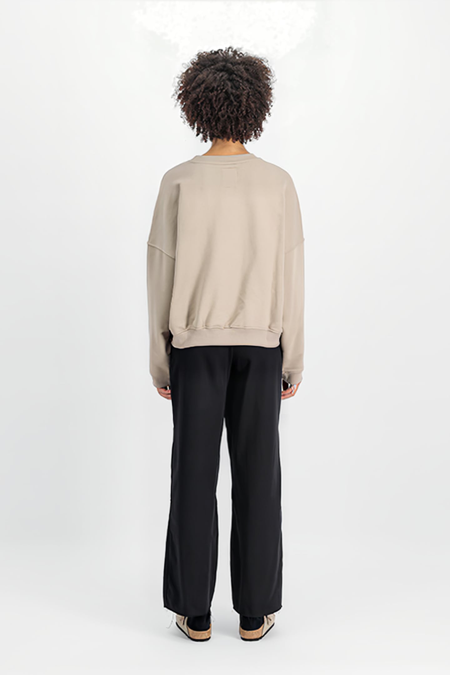 ALPHA ESSENTIALS RL SWEATER VINTAGE SAND 2