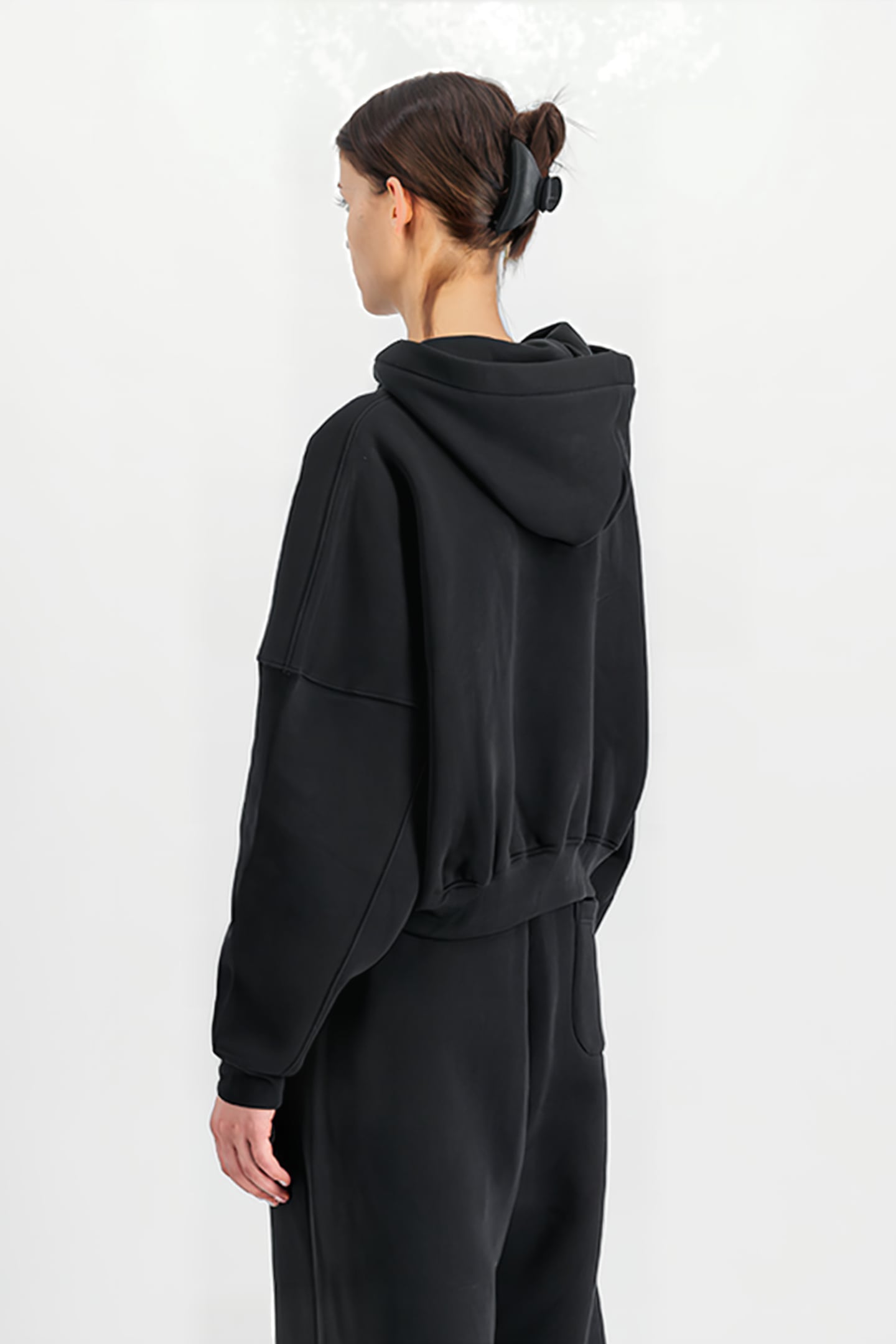 LOGO HOODIE BLACK 2